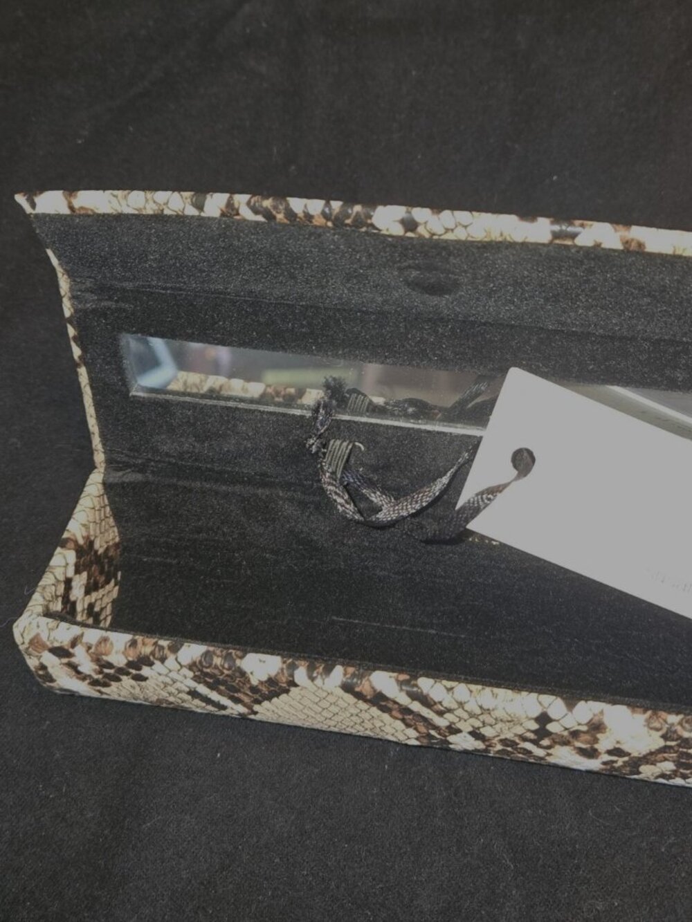 Susan Faris Luxury Lipstick Case - Picture 2 of 3